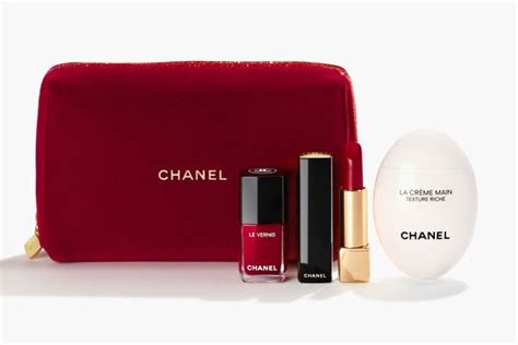 bloomingdale's chanel gift set|Chanel beauty gift sets.